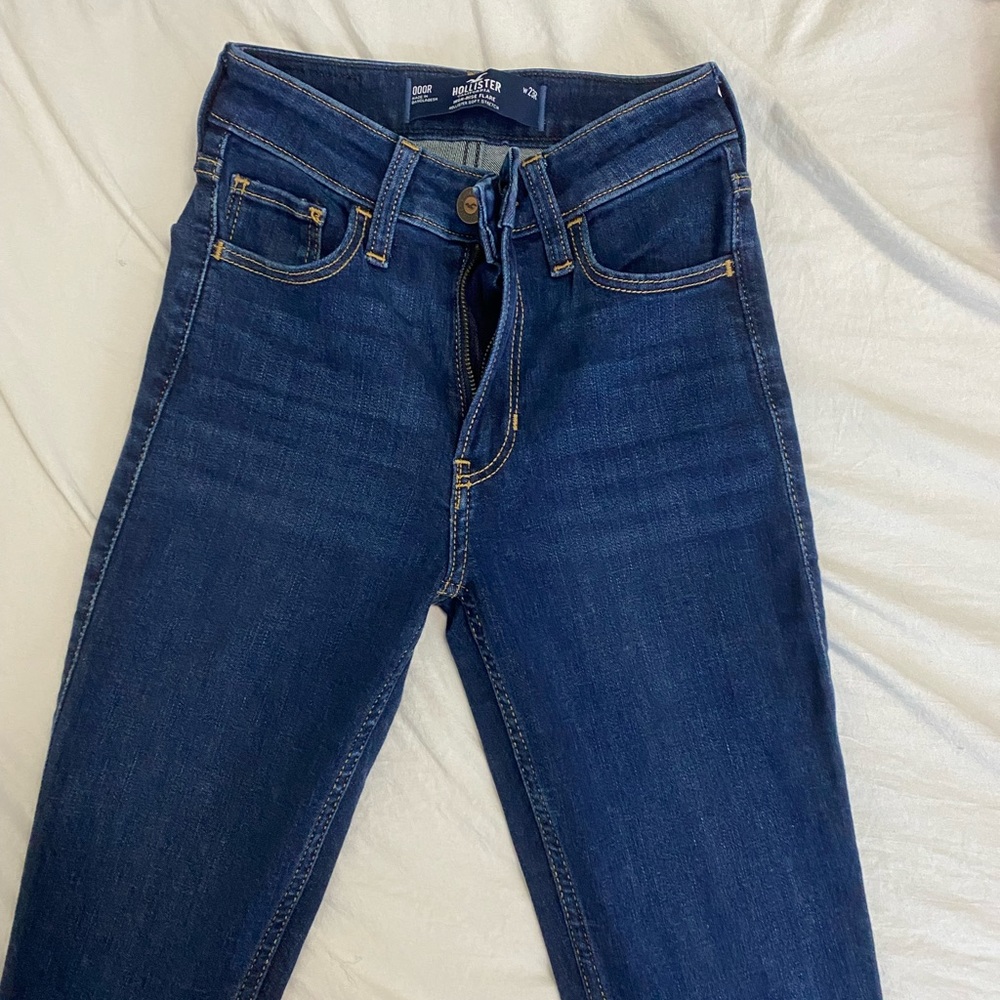 Hollister dark wash flare jeans. Women/kids